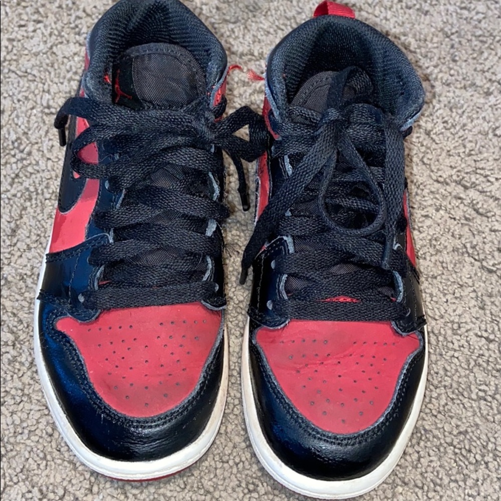 Nike Jordan 1’s.